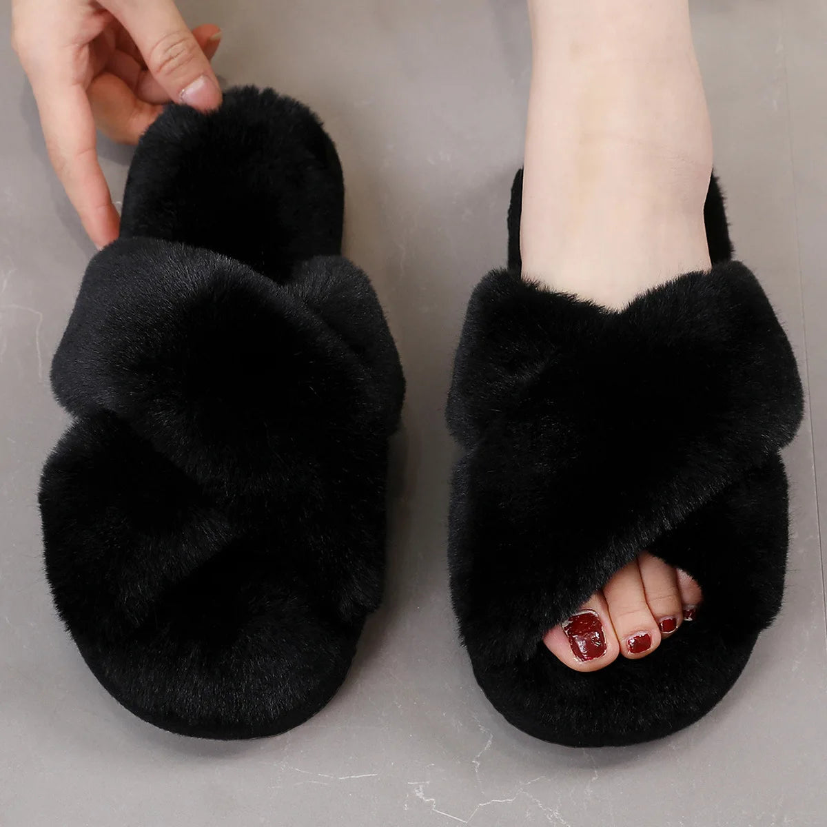 Women Winte House Slippers. Home Furry Slippers